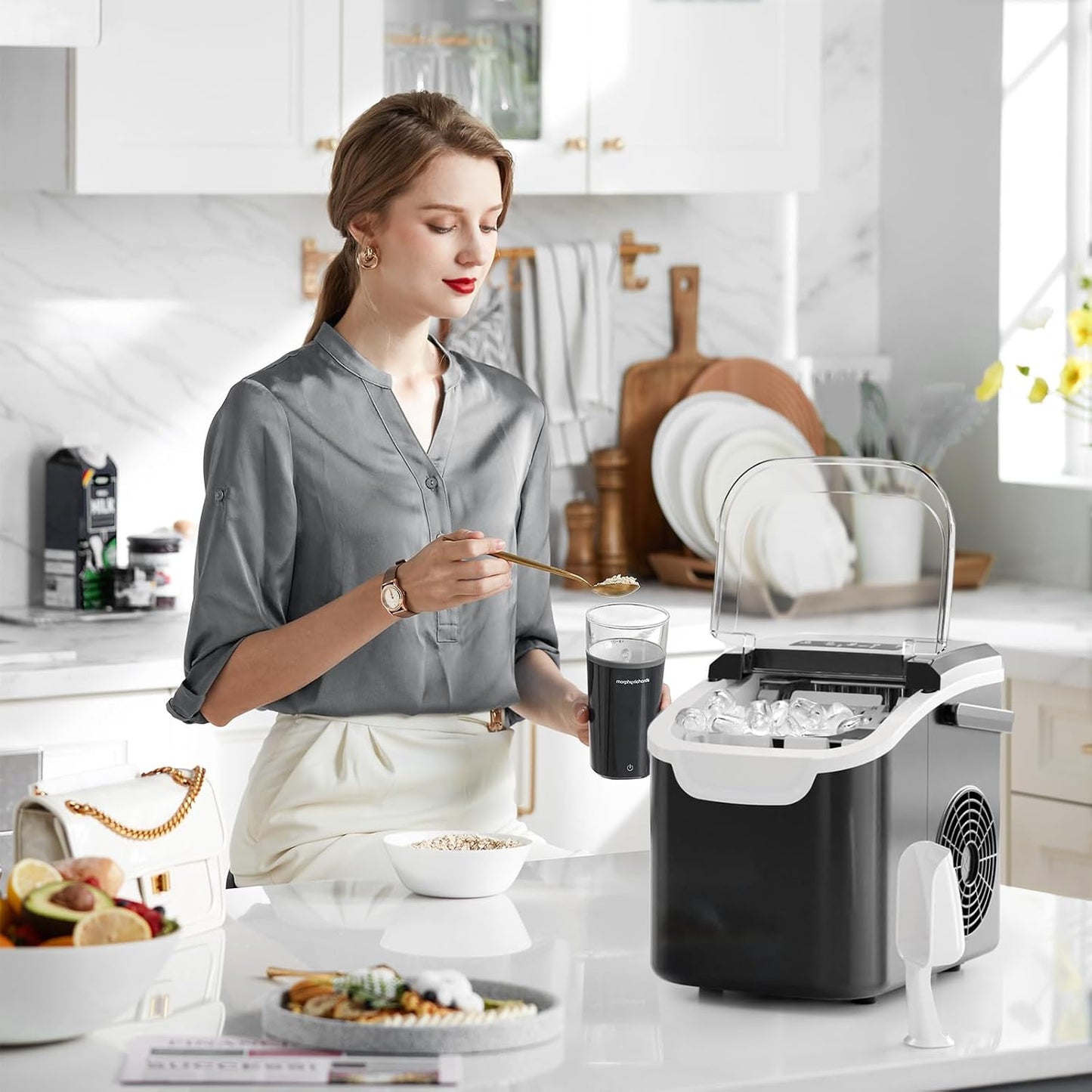 Kismile Ice Makers Countertop with Handle,8 Cubes in 6 Mins,Portable Ice Machine with Self-Cleaning for Home 58012RIM0